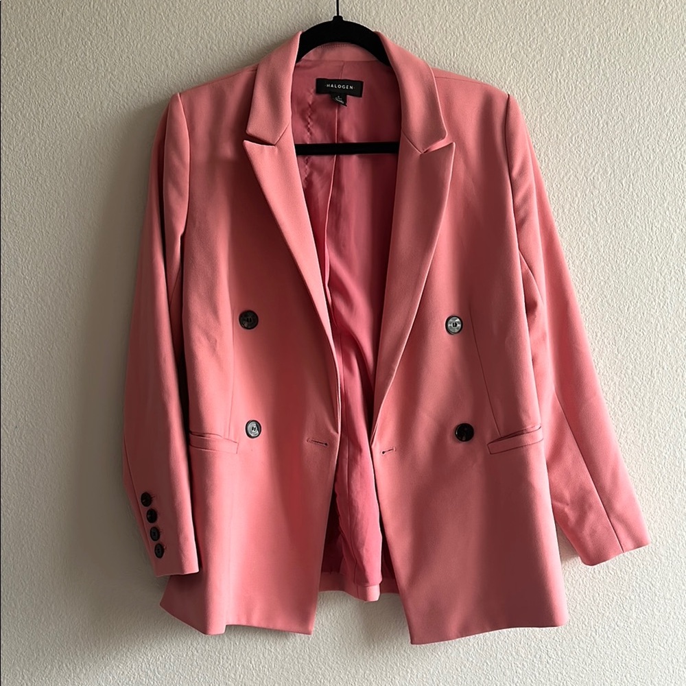 Halogen Pink Double-Breasted Blazer with Notched Lapels